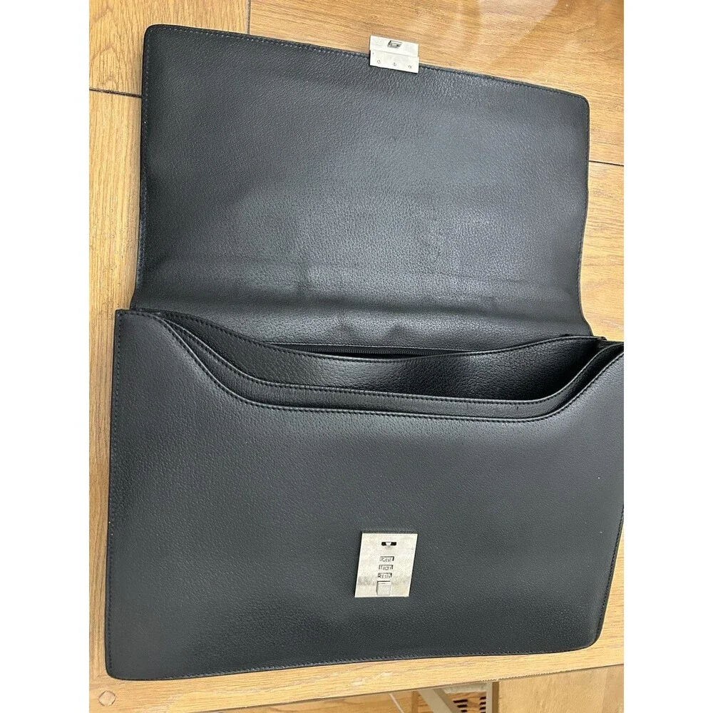 Gucci Pebbled Calfskin Executive Briefcase Silver Lock Near Mint Vintage